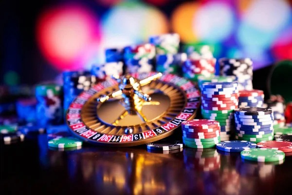 Live football and sports betting interface